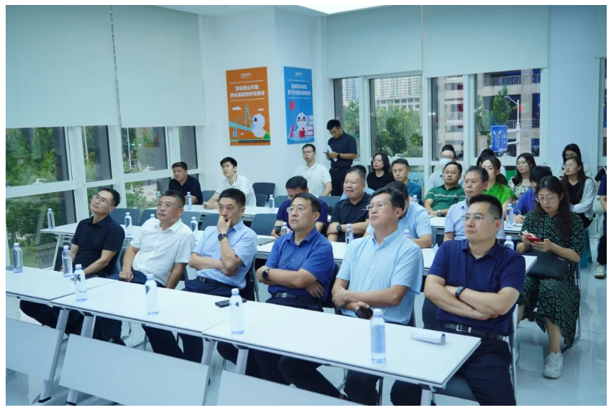 2024年青岛市便民设施进社区暨智慧城市宣讲活动顺利举办 2024年青岛市便民设施进社区暨智慧城市宣讲活动顺利举办