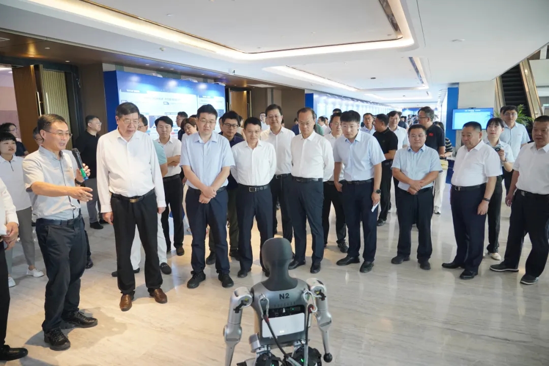 文达通股份携“问道机器人”系列产品亮相山东省数字住建交流研讨会 文达通股份携“问道机器人”系列产品亮相山东省数字住建交流研讨会